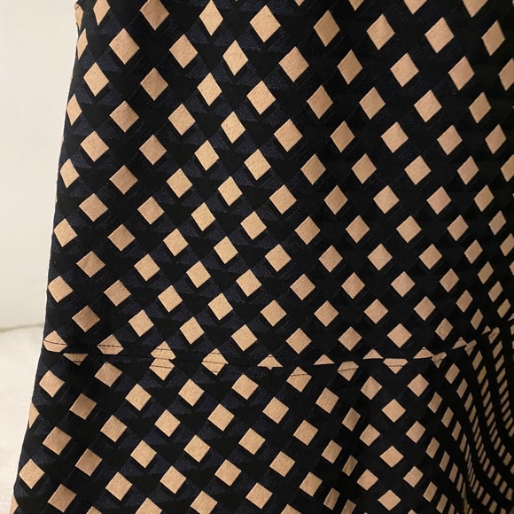 Ann Taylor top - Picture 3 of 4